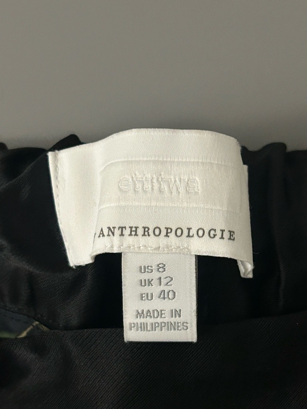 Anthropologie Ettitwa Black Satin Tie-Waist Tapered Pants Size 8 - Picture 7 of 10